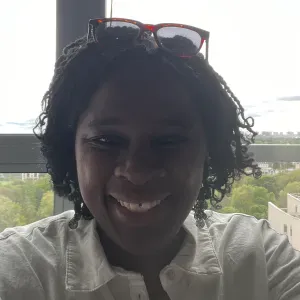 Je recherche une baby sitter