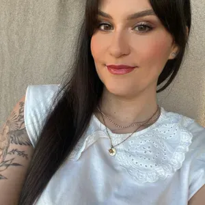 Baby-Sitter Cournon Disponible 