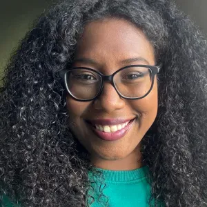 Baby-sitter bilingue à Paris! 