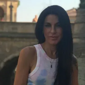 Empleada de todo tipo de tareas de hogar 