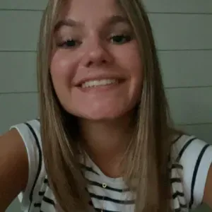Baby-sitter débutante sur Chauvé.