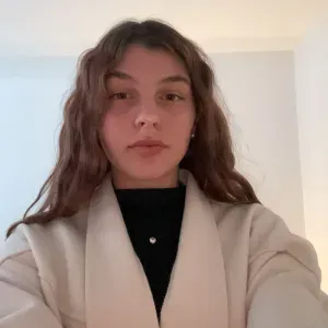 Baby-sitter dynamique à Niort et alentours