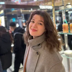 Baby-sitter créative à Paris et Hauts de Seine