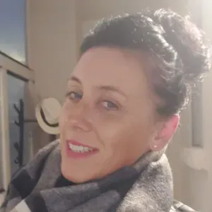 Garde d'enfants au domicile où à domicile 