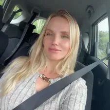 Sou uma cuidadora atenciosa e responsável