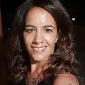 Biete Liebevolle Kinderbetreuung