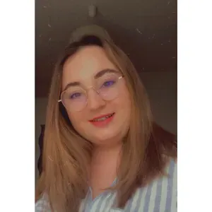 Garde d'enfants à domicile par une éducatrice spécialisée 