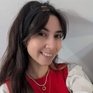 Propose services baby-sitter autour de Dinan