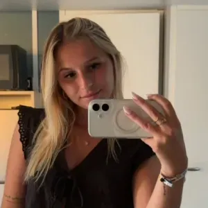 Baby-sitter expérimentée aux alentours de Boulogne-sur-Mer