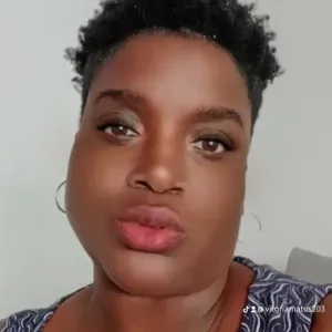 Sou cuidadora de idoso ao domicilio 