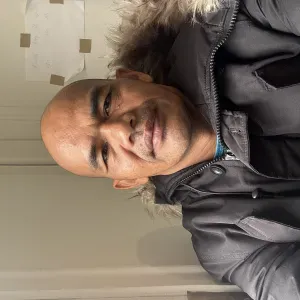 I'm looking job as a cleaner housekeeper 