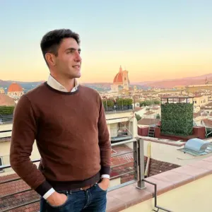 Pet sitter esperto a Milano / disponibile 