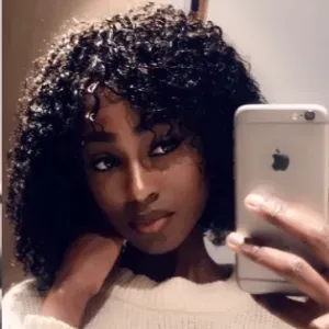 Baby-sitter sérieuse à Lausanne 