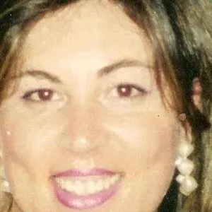 Presto serviços de cuidadora de animais estimação 