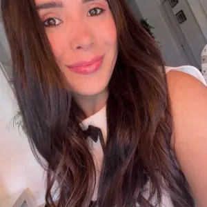 Jeune Femme recherche des heures de ménage à Lausanne et Reg