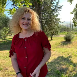 Signora seria e con esperienza cerca lavoro x pulizie