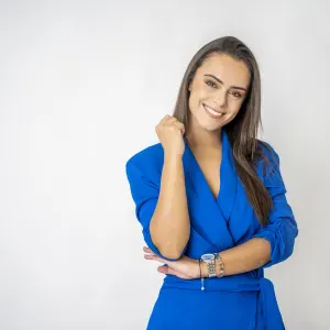 Cuido dos seus filhos em casa ou em viagem com carinho 💖