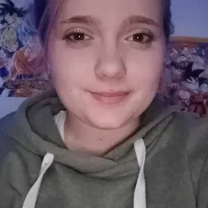 Baby-sitter étudiante sur Agen