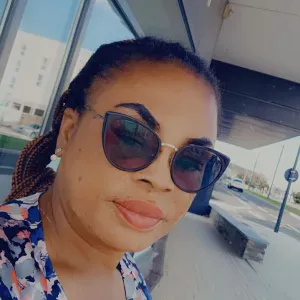 Experimentée depuis 23 ans dans le domaine de garde d'enfant