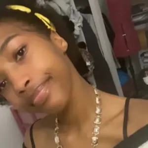 Baby-sitter sur Paris disponible