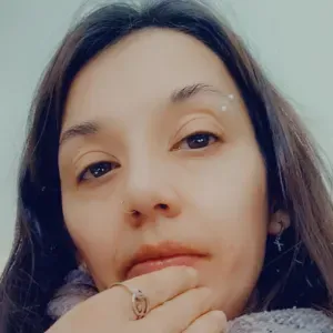aide  avec le sourire et bonne humeur 