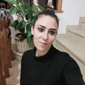 Addetta pulizie responsabile in Versila