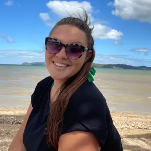 Baby-sitter et aide aux personnes âgées 