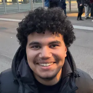 Étudiant ingénieur à l'INSA propose cours de maths/physique