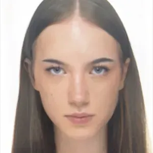 Baby-sitter avec horaires flexibles en été