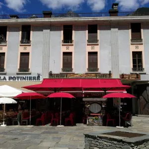 Position for a cleaner in Chamonix-Mont-Blanc