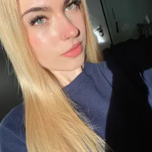 Babysitter affidabile e creativa a Senago