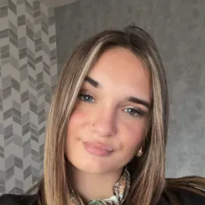 baby sitter en recherche d'emplois 