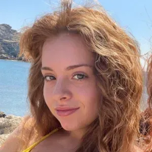 Baby-sitter disponible Angouleme