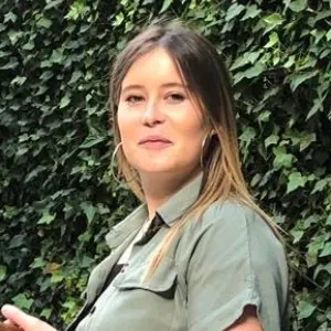Baby-sitter de 25 ans étudiante 