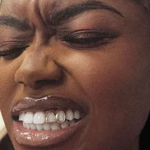 Baby-sitter sérieuse et motivée - disponible