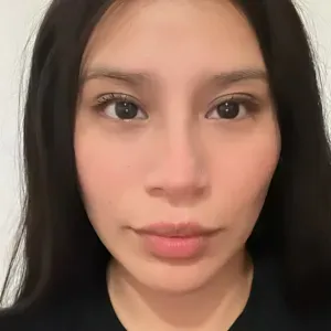 Babysitter esperta con i bambini