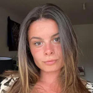 Femme de ménage disponible maintenant