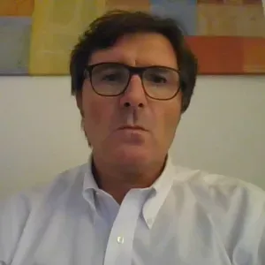 CERCA UNA PERSONA PER PULIZIA CASA A GRADO OGNI 15 GIORNI