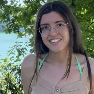 Emma – Garde d'enfants pleine d'idées et de sourires