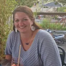 Dame.de.compagnie aide