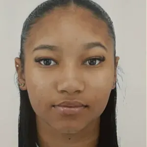 Young Enthusiastic babysitter in London!