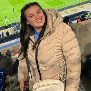 Babysitter com experiência em Aveiro