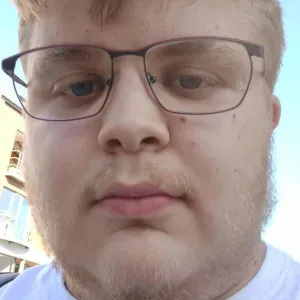 Baby sitter de Belgium qui aime gardé des enfant 