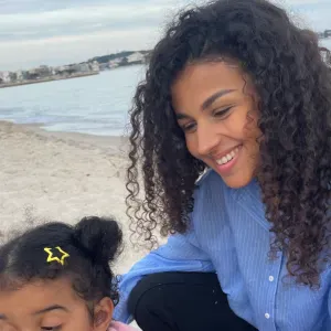 Baby-sitter expérimentée à Cannes 