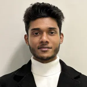 Your kid is safe and happy with this experienced babysitter