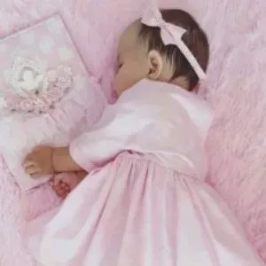 Je suis la pour vous aider dans votre ménage et repassag ect