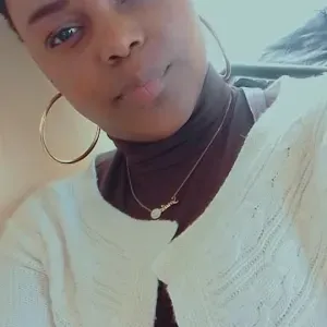 Baby sister expérimentée à France