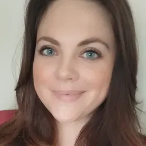 Femme de ménage dans le vignoble Nantais