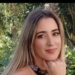 Empregada de limpeza e pet sitting zona de Almada/Caparica