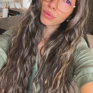 Femme de ménage sérieuse – disponible sur Bren